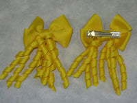 Plain Coloured Bow with curly ribbon