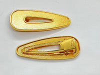 Hollowed Tear Drop Cut Out Clip