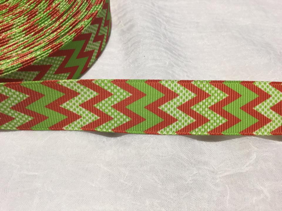 Christmas Chevron with Green Spots 7/8